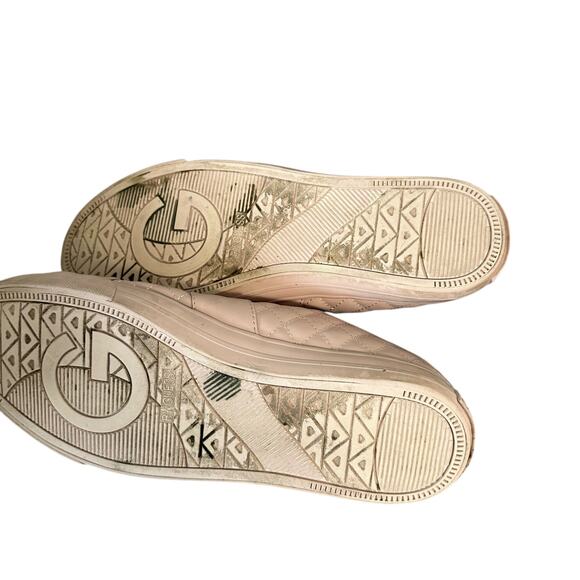 Guess Pink Faux Leather Quilted Sneakers Women's Size 10 Preppy Casual - Picture 5 of 5